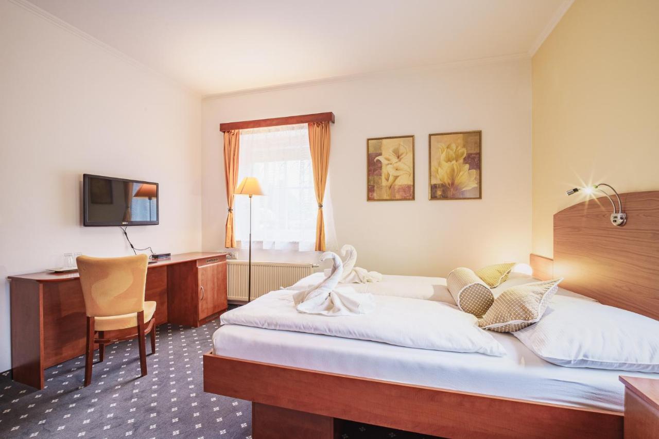 Francis Spa Hotel Hotel 3*